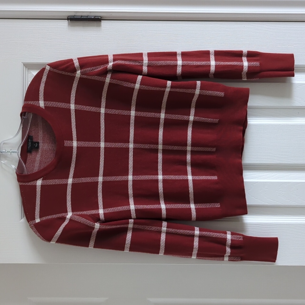 ANN TAYLOR Factory Ladies Sweater